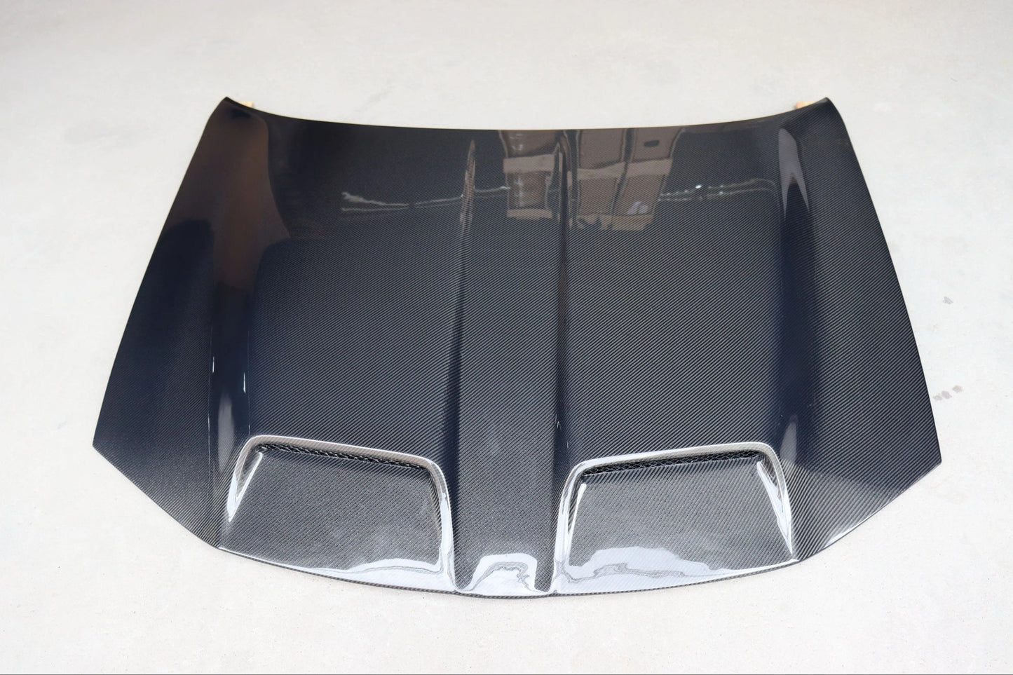 2015-2023 CHRYSLER 300 CARBON FIBER HOOD