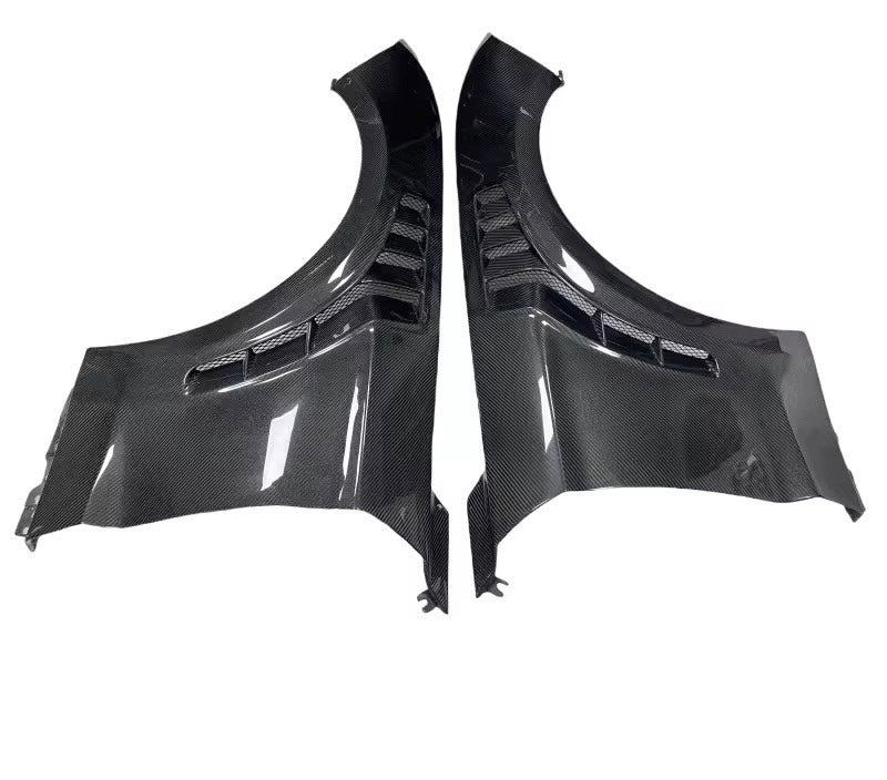 MUSTANG GT4-R CARBON FIBER FENDERS