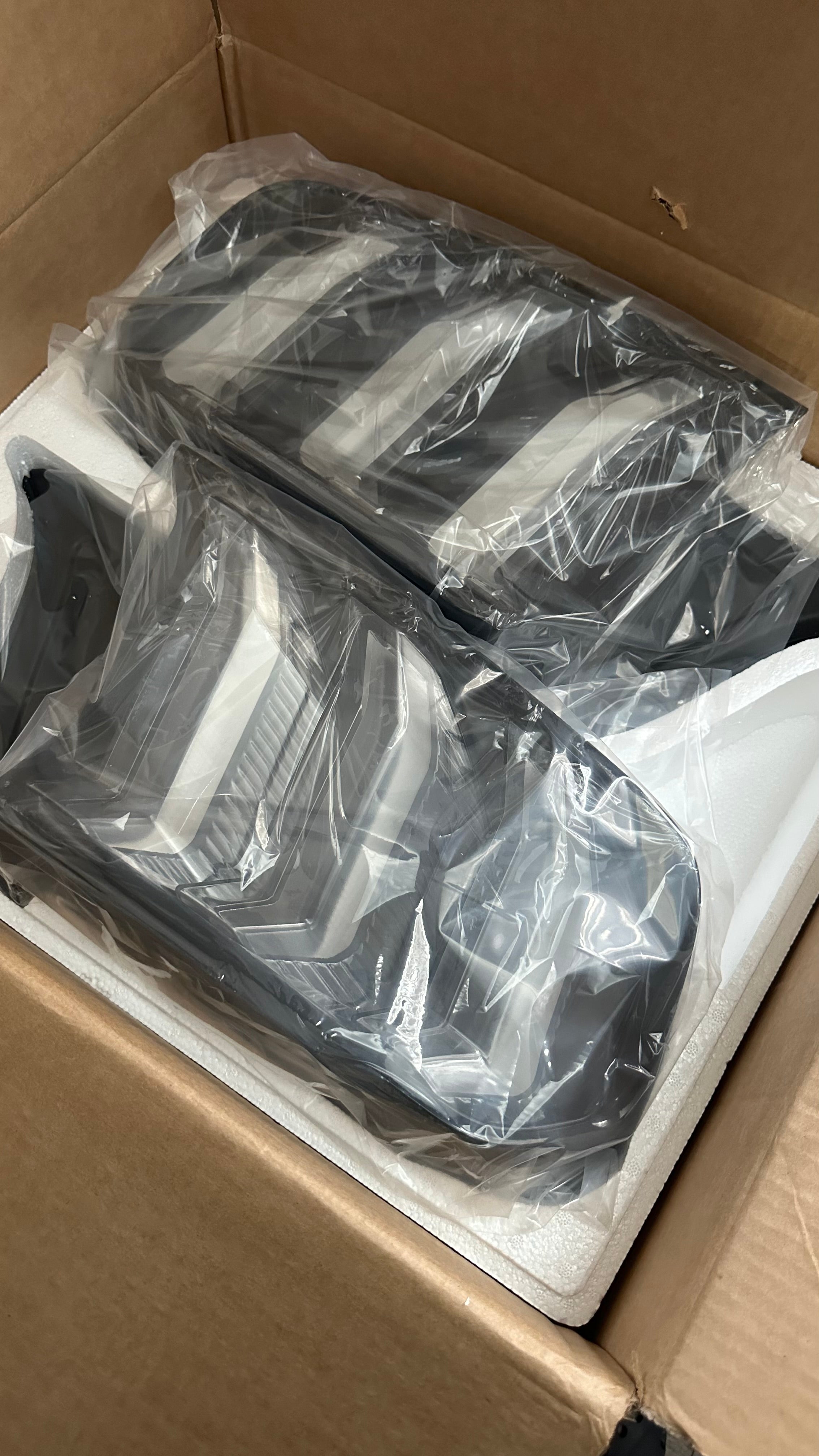 2015-2023 FORD MUSTANG EURO TAILIGHTS 5 MODE (Yellow Turn Signal)