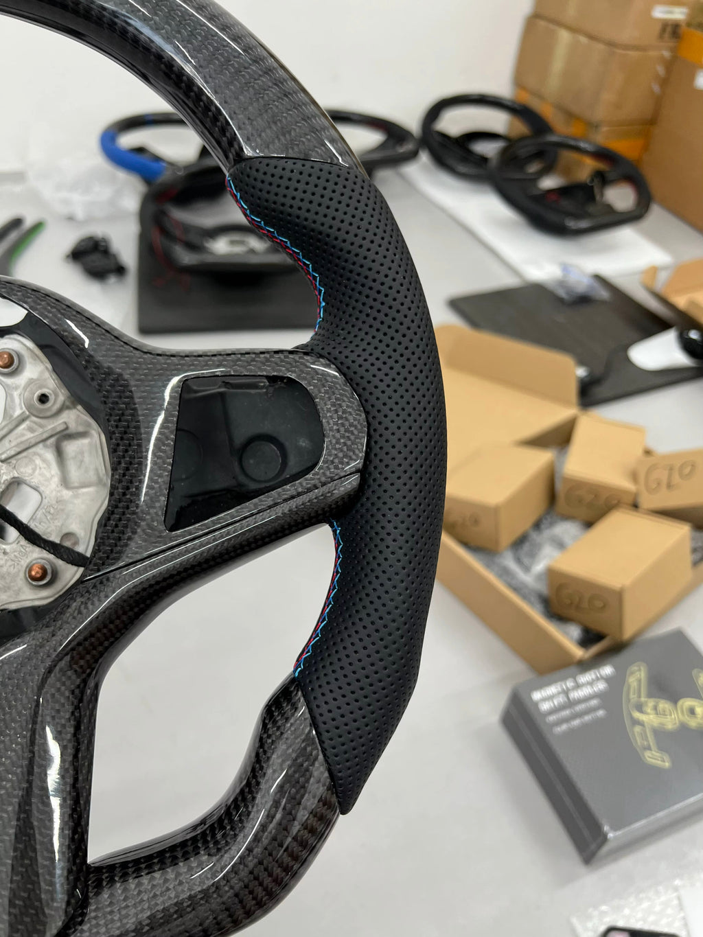 CUSTOM NON LED CARBON FIBER STEERING WHEEL