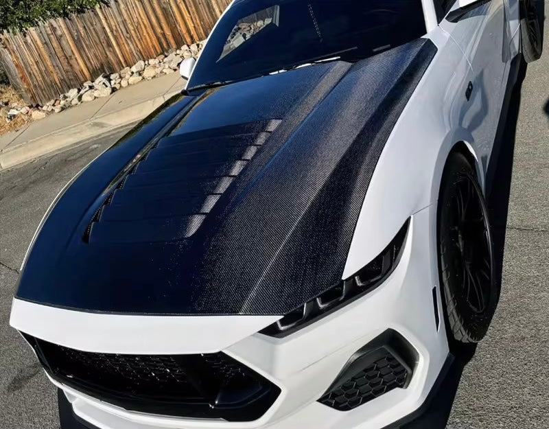 2024+ MUSTANG GT5 CARBON FIBER HOOD