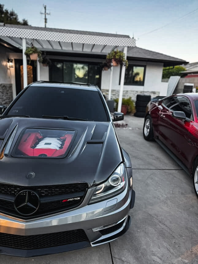 2008-2014 MERCEDES C63 CARBON FIBER HOOD WITH WINDOW