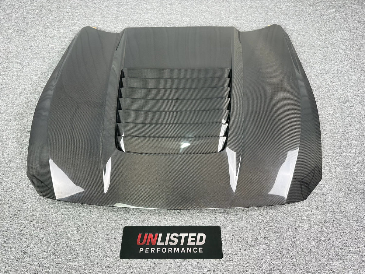 2024-2026 MUSTANG GT5 STYLE CARBON FIBER HOOD
