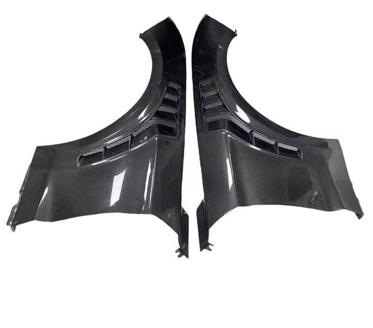MUSTANG GT4-R CARBON FIBER FENDERS